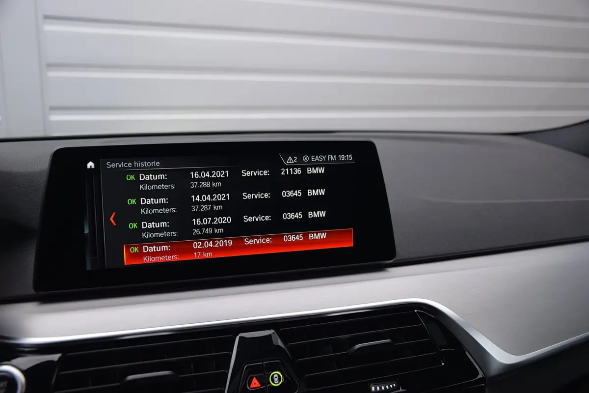 520i Corporate Lease High Executive*2e eigenaar*112Dkm*NAP*Dak*H&K*