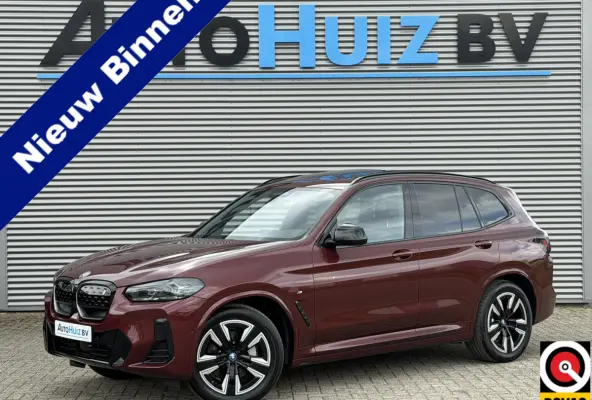 High Executive 80 kWh M Sport Panoramadak ACC Leder Keyless Entry Carplay Achteruitrijcamera BMW Live Dashboard Professional Stuurwielverwarming
