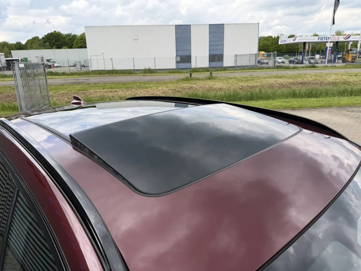 High Executive 80 kWh M Sport Panoramadak ACC Leder Keyless Entry Carplay Achteruitrijcamera BMW Live Dashboard Professional Stuurwielverwarming