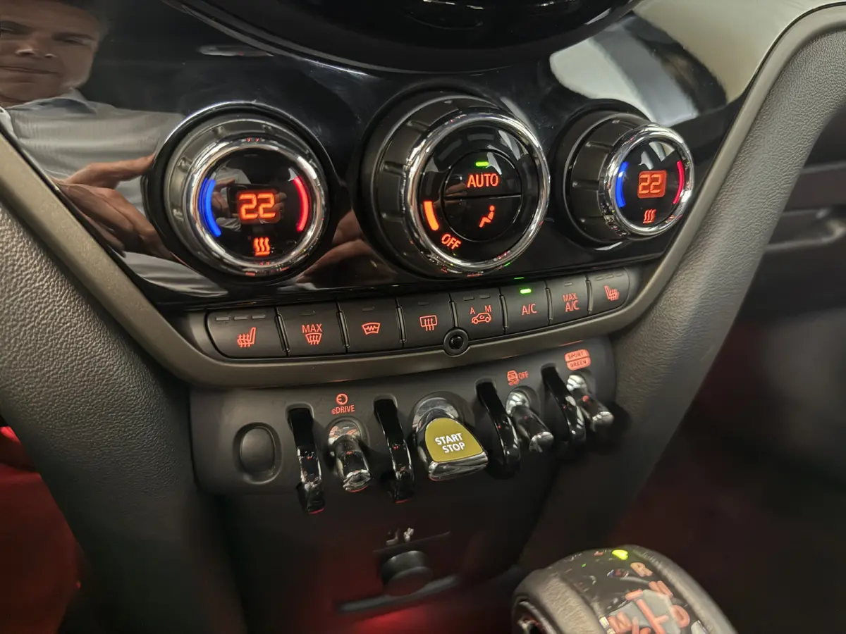 2.0 Cooper SE ALL4