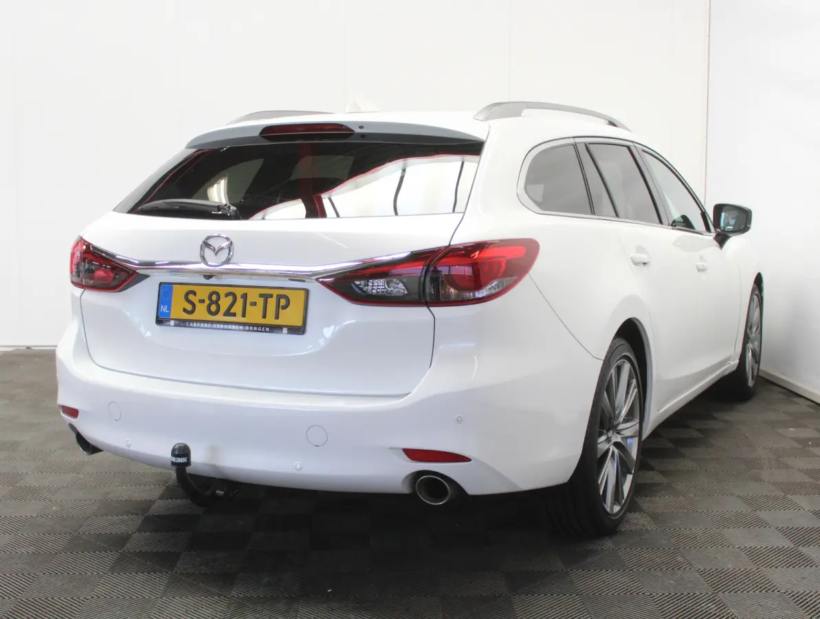 2.0 SkyActiv-G 165 Luxury CLIMATE | CARPLAY | LMV19 | AFNBTRHAAK | STOEL/STUURVERW | HEAD-UP | LED | ADAPCRUISE