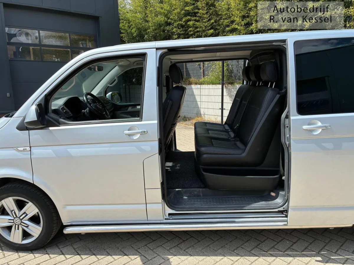 2.0 TDI L2H1 DC Highline I 2x Schuifdeur I Schuifdak I Leer I Zeer compleet I NL-auto