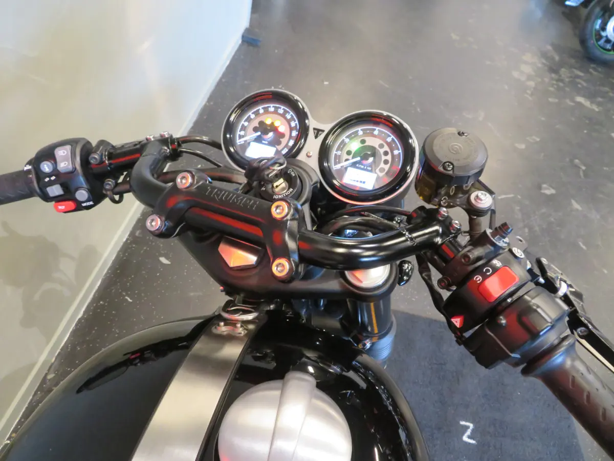 SPEED TWIN IRONHEAD FRAAI!