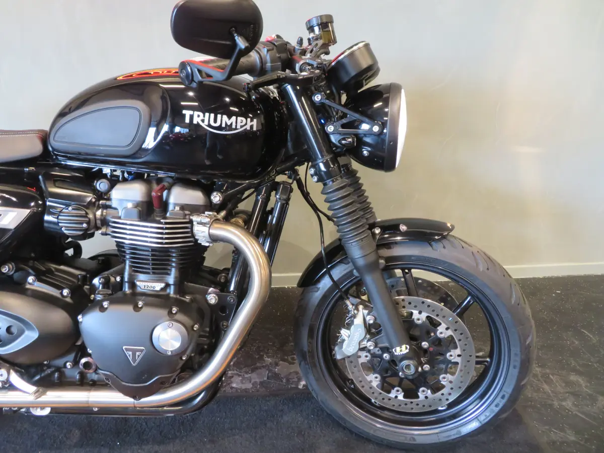 SPEED TWIN IRONHEAD FRAAI!