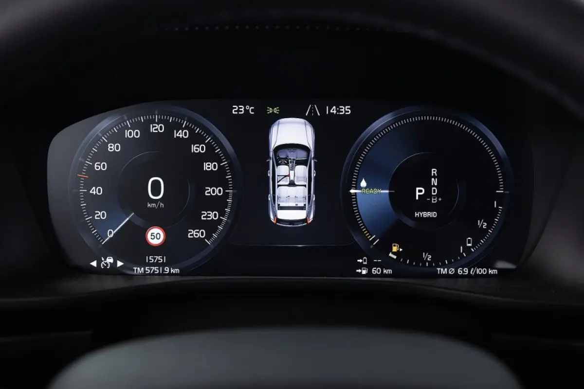T4 Inscription | PANORAMA | LEDER | PHEV