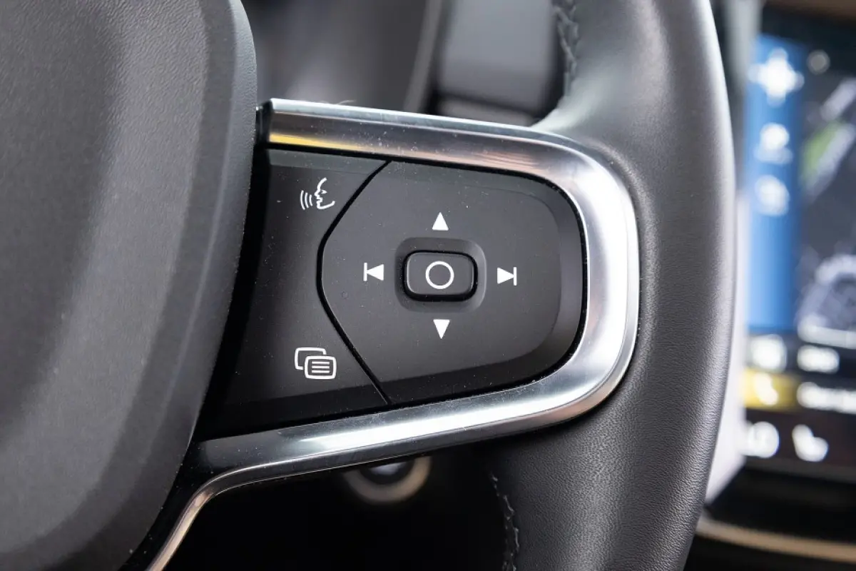 T4 Inscription | PANORAMA | LEDER | PHEV