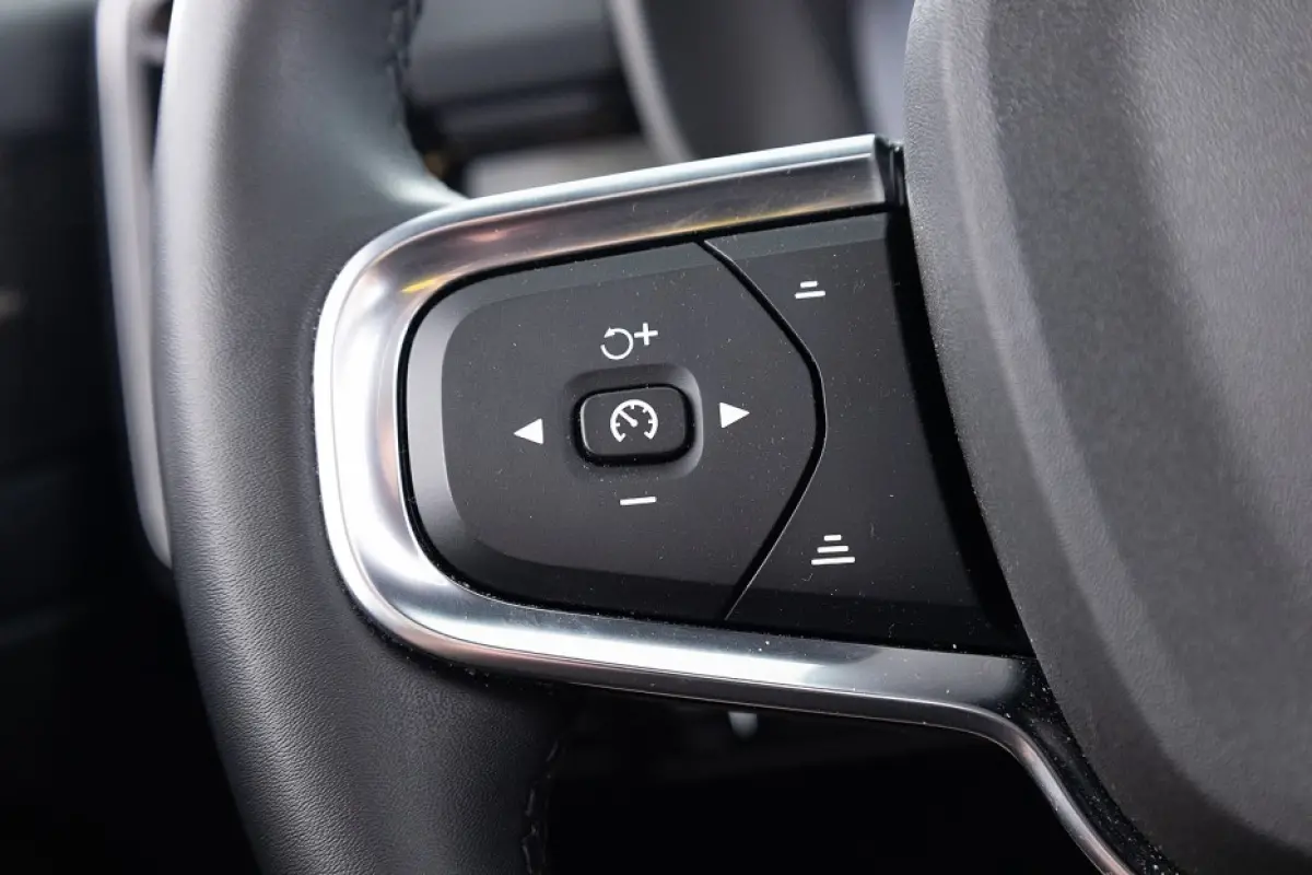 T4 Inscription | PANORAMA | LEDER | PHEV