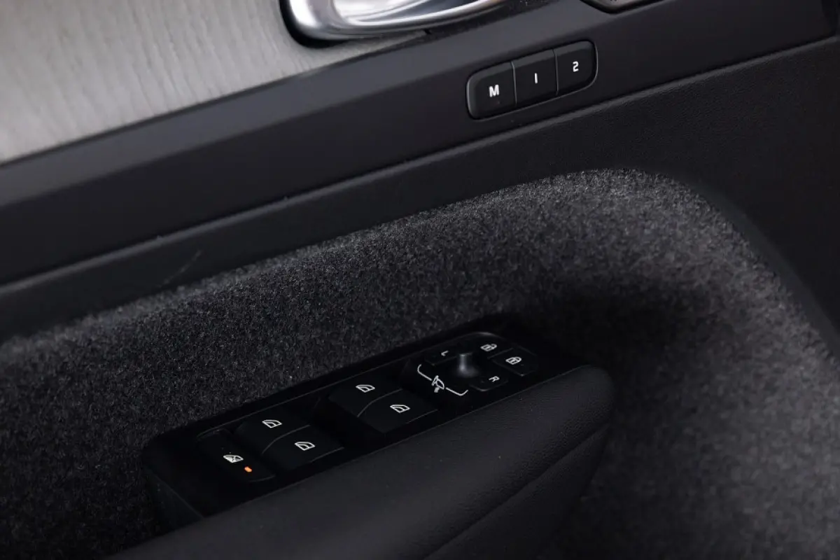 T4 Inscription | PANORAMA | LEDER | PHEV