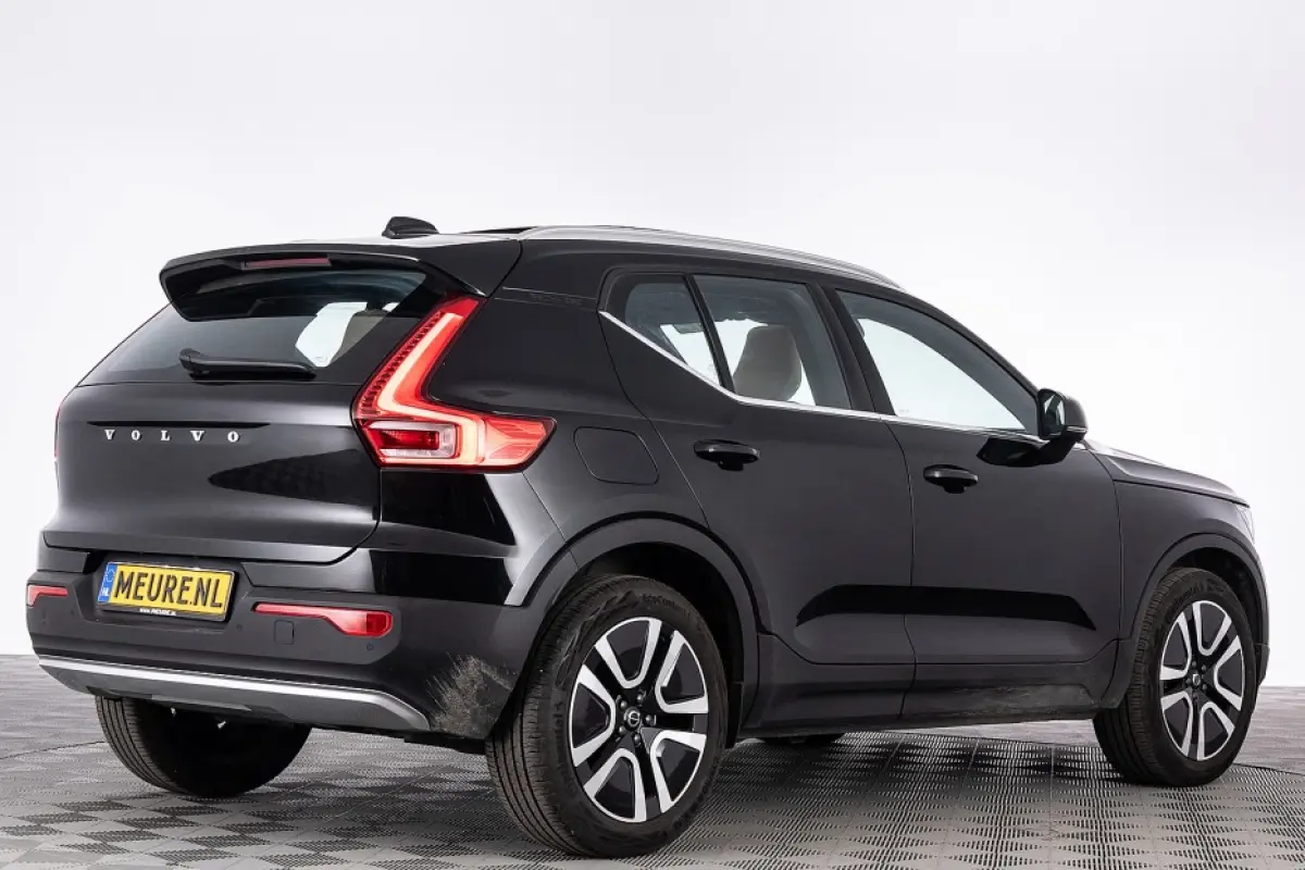 T4 Inscription | PANORAMA | LEDER | PHEV