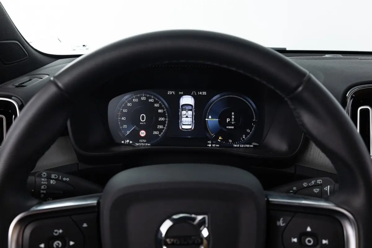 T4 Inscription | PANORAMA | LEDER | PHEV