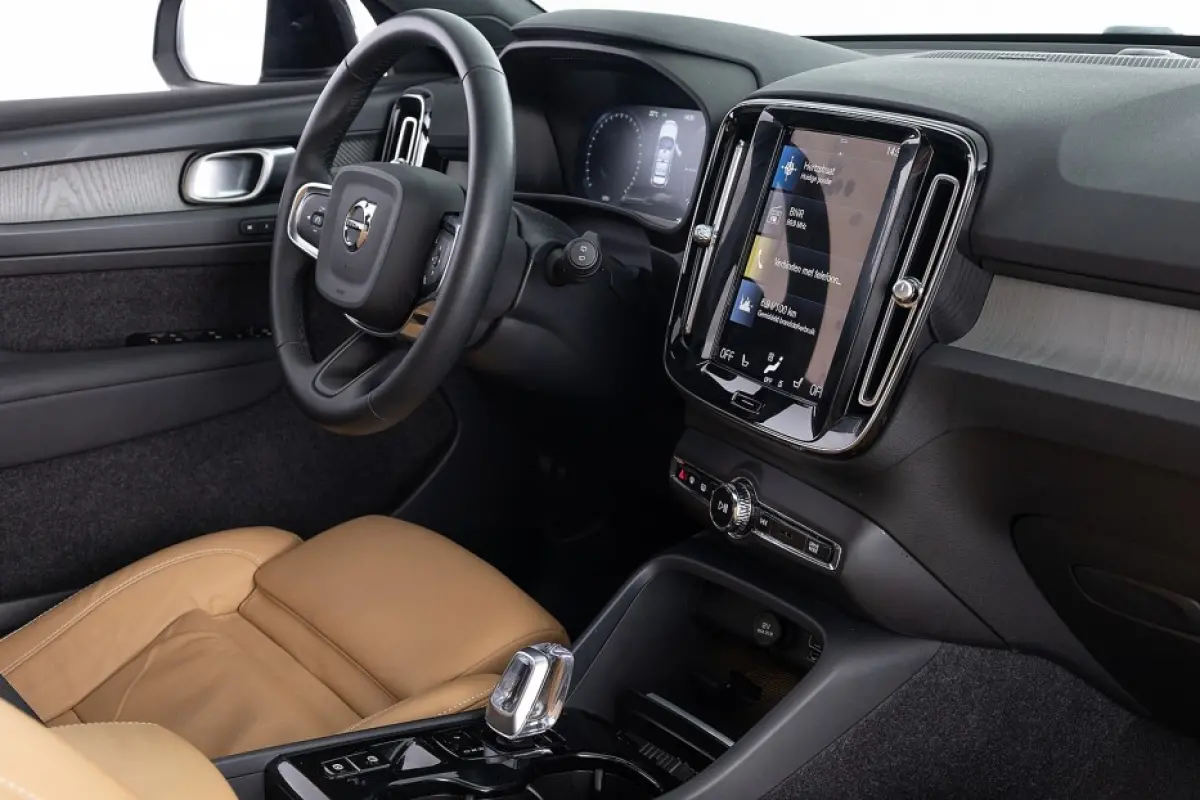 T4 Inscription | PANORAMA | LEDER | PHEV