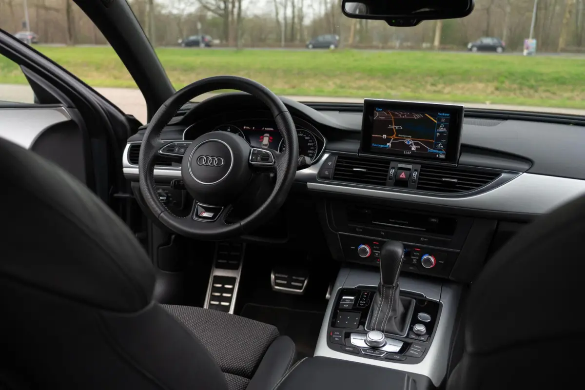 1.8 TFSI 190PK S-Line|Facelift|Org NL NAP|1ste Eig|Trekhaak|Leder|LED|Automaat|DaytonaGrijs|Dealer Onderhouden