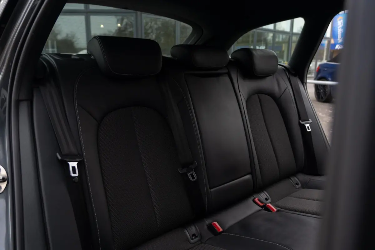 1.8 TFSI 190PK S-Line|Facelift|Org NL NAP|1ste Eig|Trekhaak|Leder|LED|Automaat|DaytonaGrijs|Dealer Onderhouden