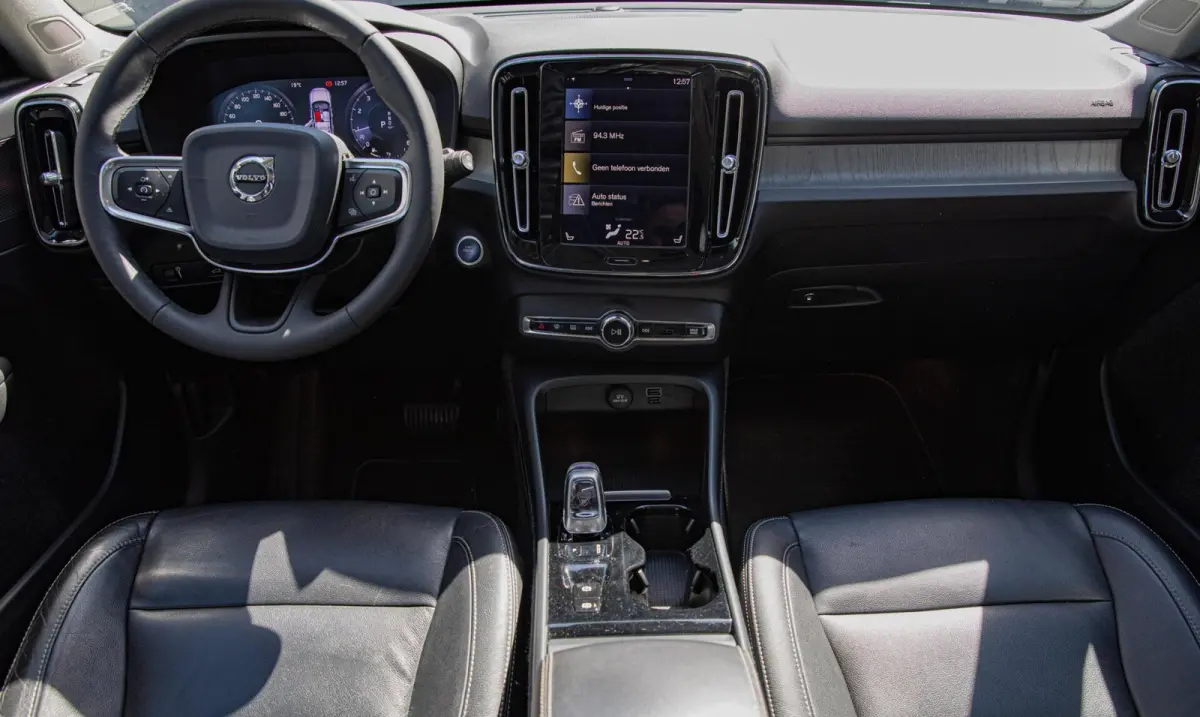 1.5 T3 Inscription Leder|Panorama|Trekhaak|Carplay|Keyless