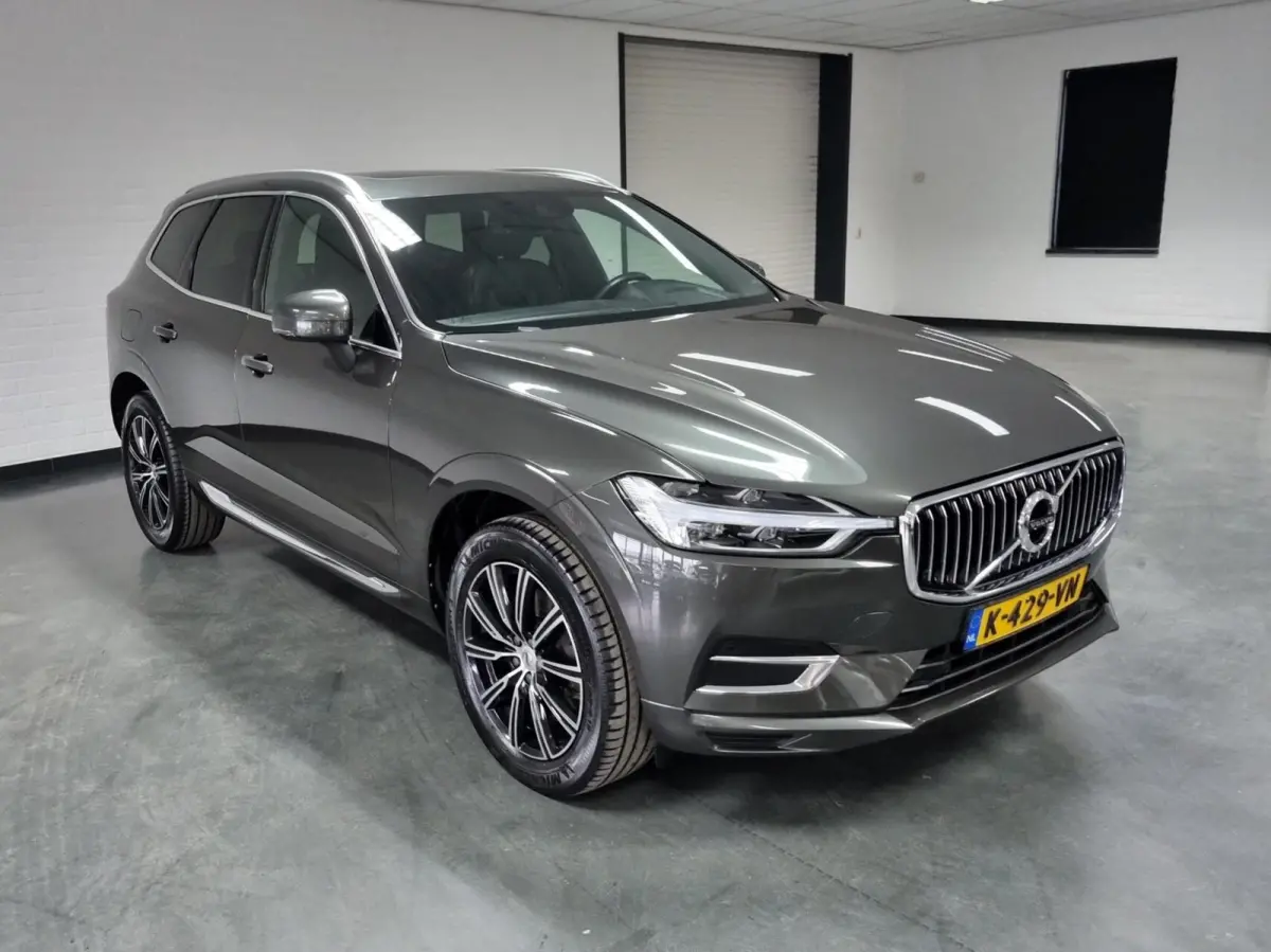 2.0 T4 Inscription / Pano / Leder / BLIS