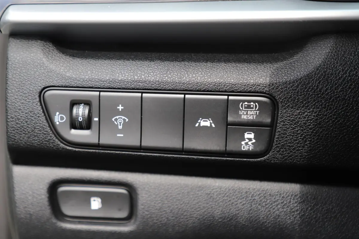 1.6 GDi Hybrid DynamicLine Navigatie Achteruitrijcamera Half Leder Carplay Adaptive Cruise Rijstrooksensor
