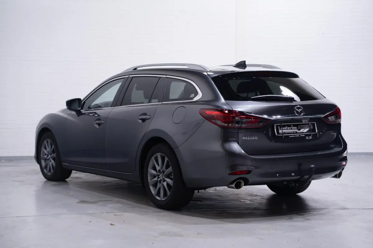 2.0 SkyActiv-G 165 Centre-Line NAP HUD Afneembare trekhaak Stoelverwarming Camera 360 PDC ECC Apple ACC DAB