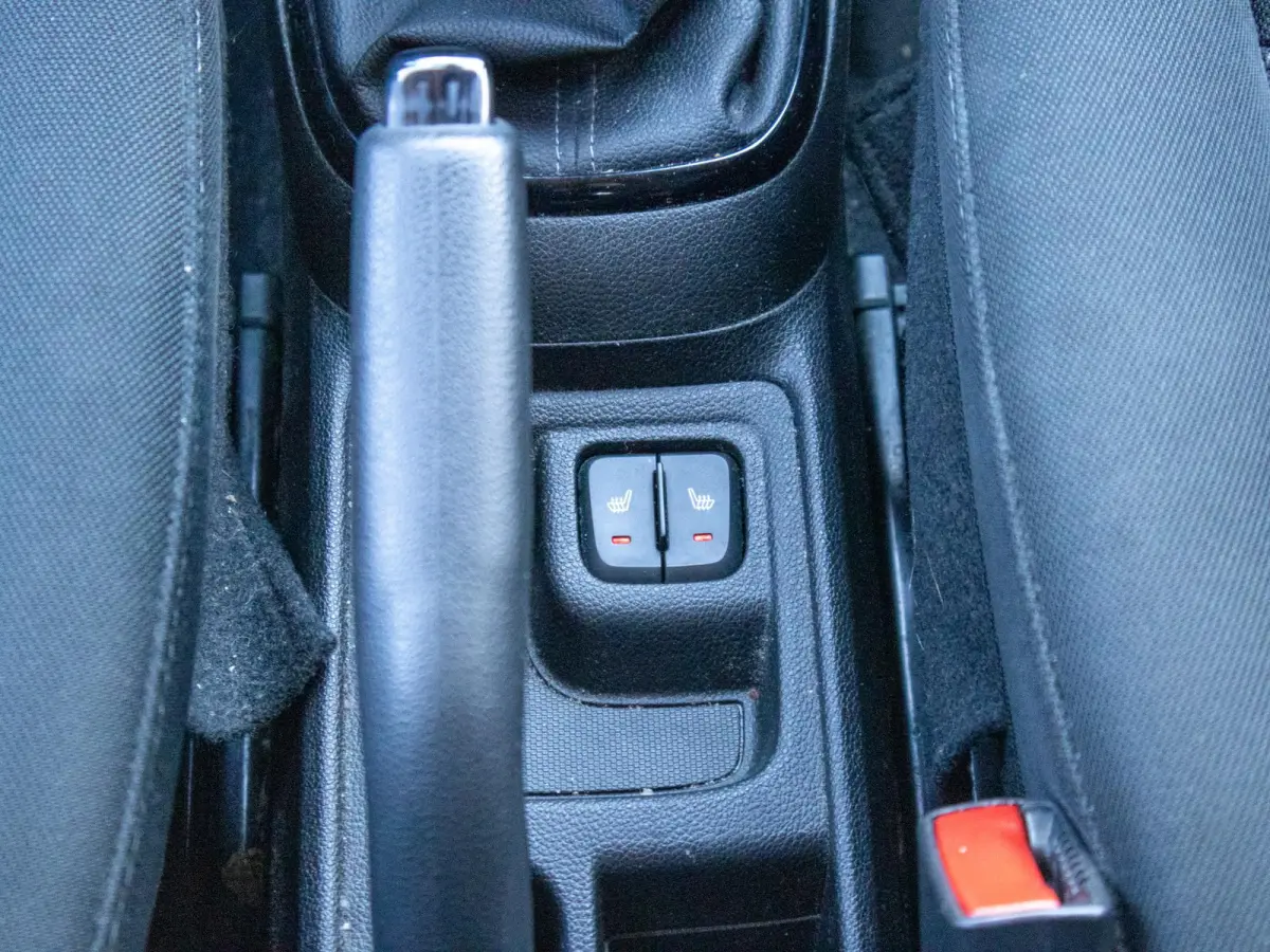 1.0 Online Edition Stoel- en stuurverwarming Apple CarPlay
