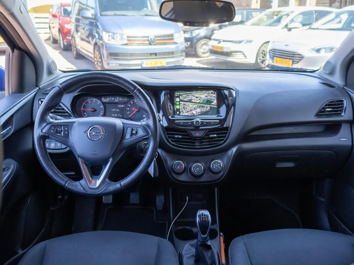 1.0 Online Edition Stoel- en stuurverwarming Apple CarPlay