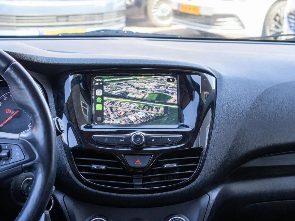 1.0 Online Edition Stoel- en stuurverwarming Apple CarPlay