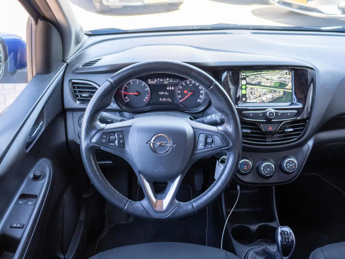 1.0 Online Edition Stoel- en stuurverwarming Apple CarPlay
