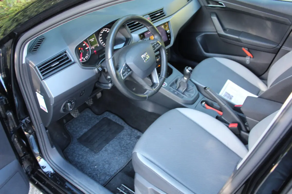 1.0 TSI Style Business Intense 95PK | Climate Control | KEYLESS | PANO | Camera | Cruise Control | LMV | NAVI