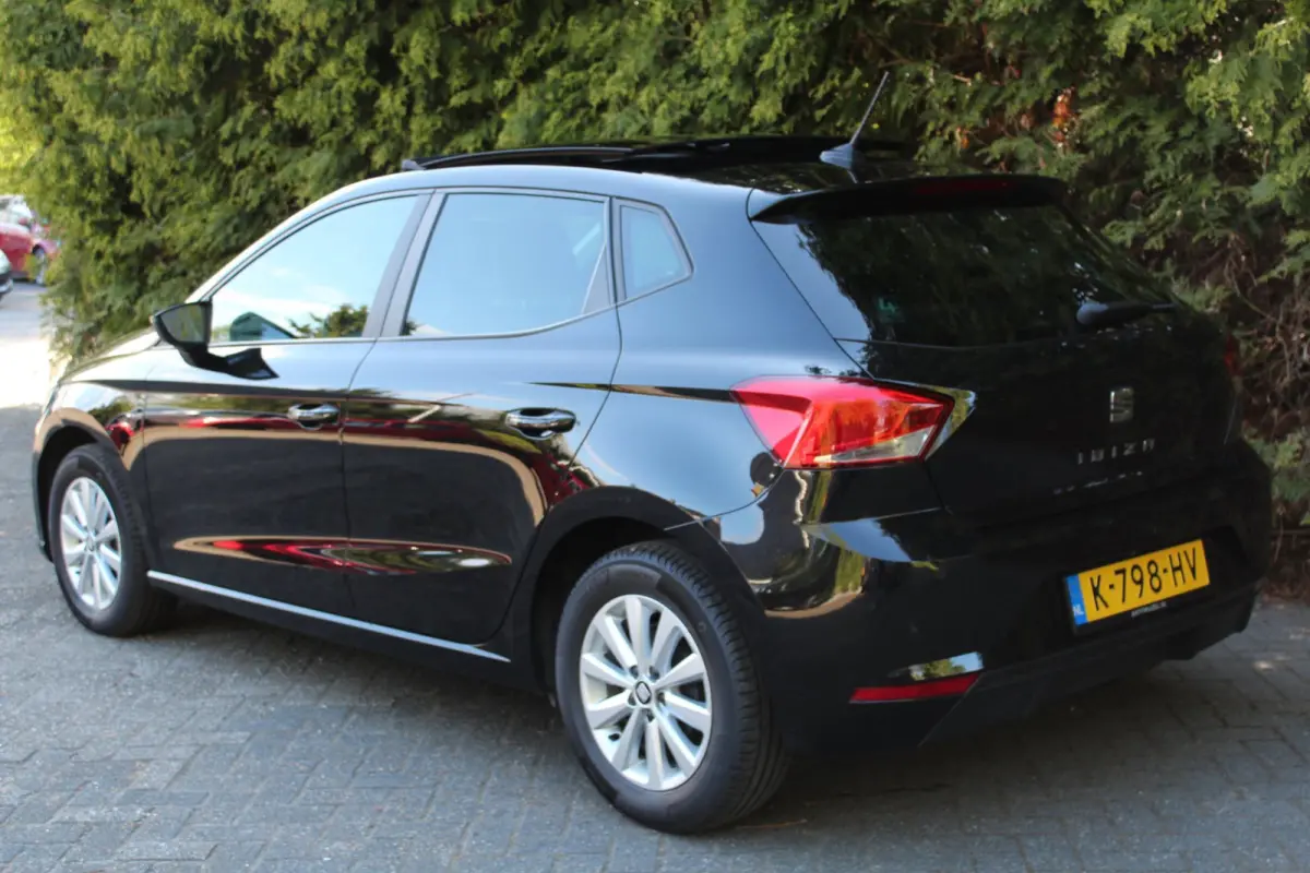 1.0 TSI Style Business Intense 95PK | Climate Control | KEYLESS | PANO | Camera | Cruise Control | LMV | NAVI