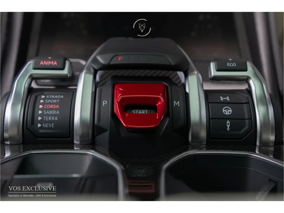 4.0 V8 BTW Full Carbon in- & exterieur|B&O Advanced 3D|ANIMA|Ceramic|Massage|Keyless|HUD|23"|Pano|Softclose
