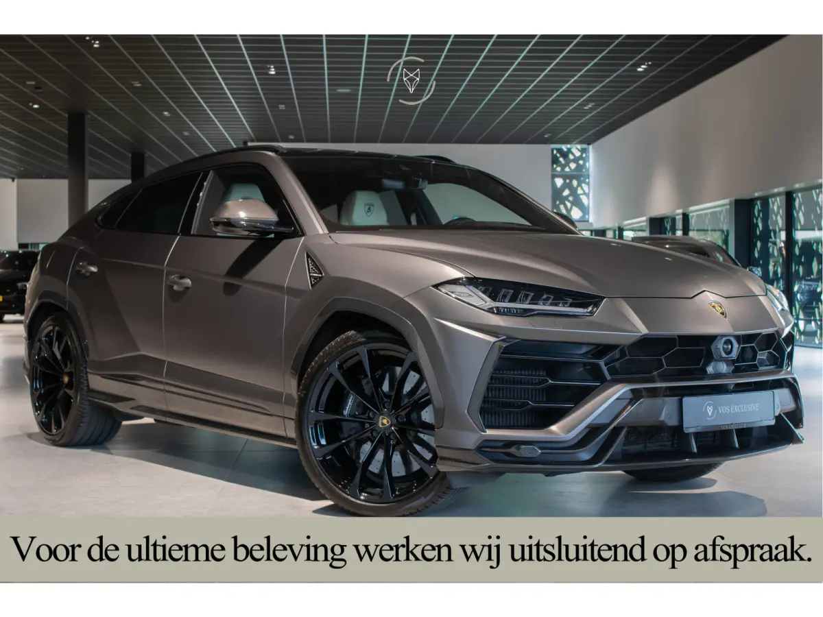 4.0 V8 BTW Full Carbon in- & exterieur|B&O Advanced 3D|ANIMA|Ceramic|Massage|Keyless|HUD|23"|Pano|Softclose
