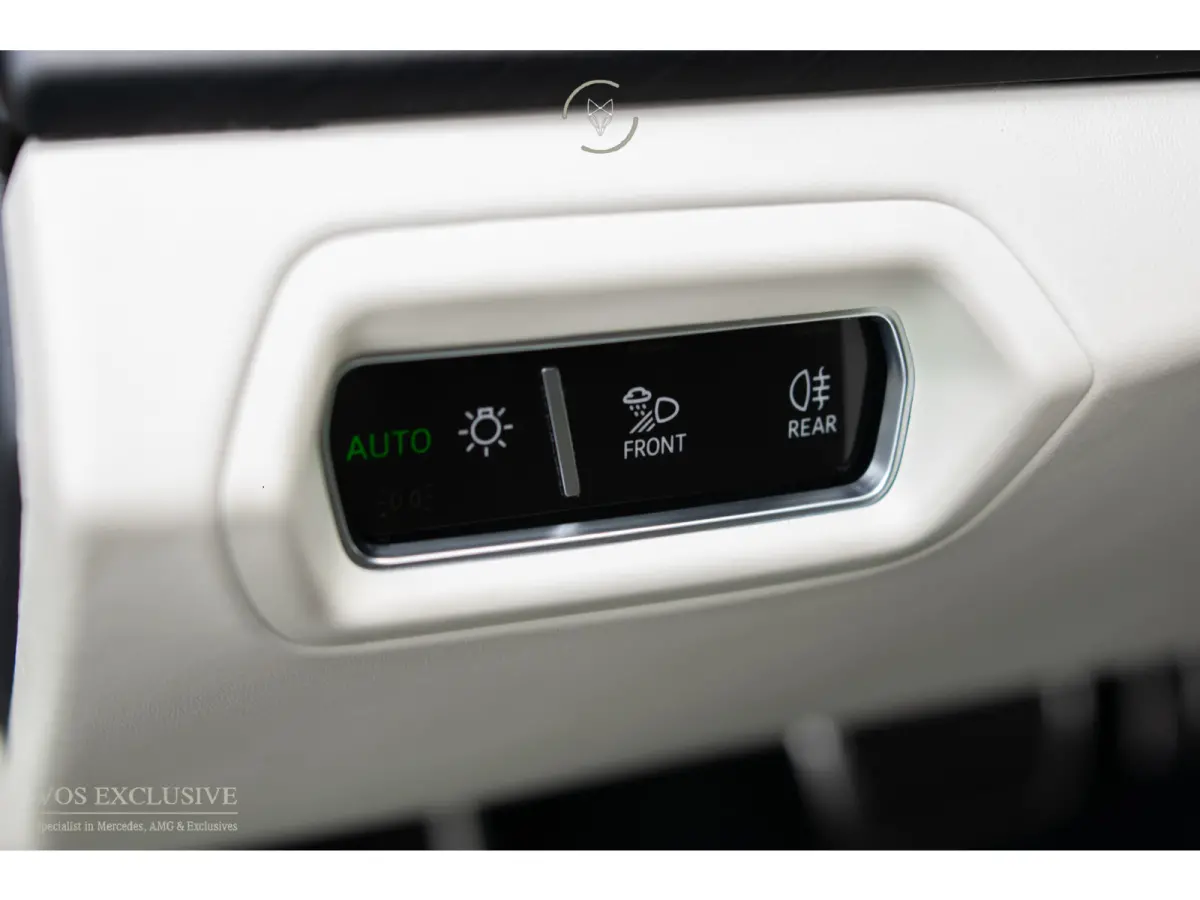 4.0 V8 BTW Full Carbon in- & exterieur|B&O Advanced 3D|ANIMA|Ceramic|Massage|Keyless|HUD|23"|Pano|Softclose