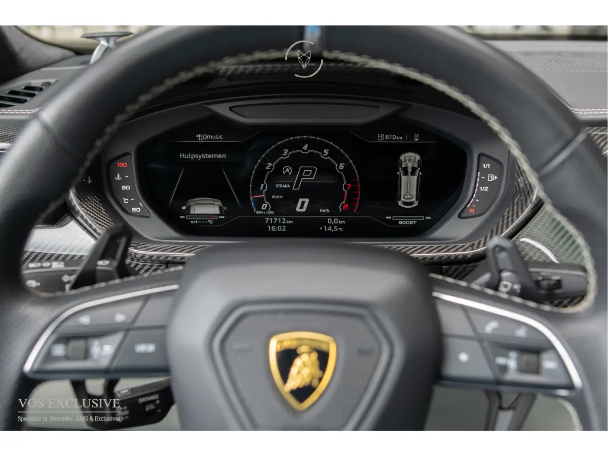 4.0 V8 BTW Full Carbon in- & exterieur|B&O Advanced 3D|ANIMA|Ceramic|Massage|Keyless|HUD|23"|Pano|Softclose