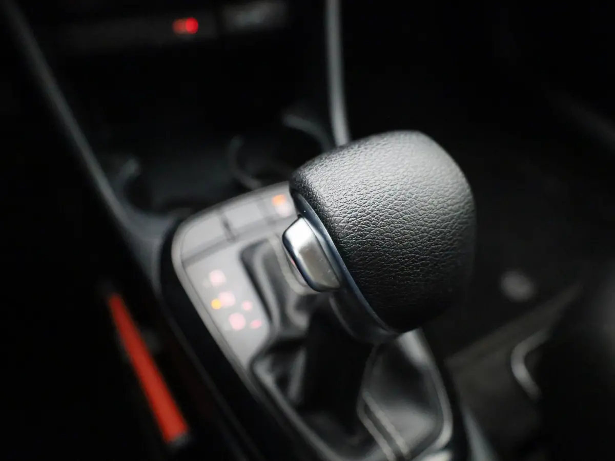 1.0 DPi ComfortLine | APPLE CARPLAY | AUTOMAAT | AIRCO | BT TELEFOON | 5 DEURS | CENTRALE DEUR VERGRENDLING | CRUISE CONTROL |