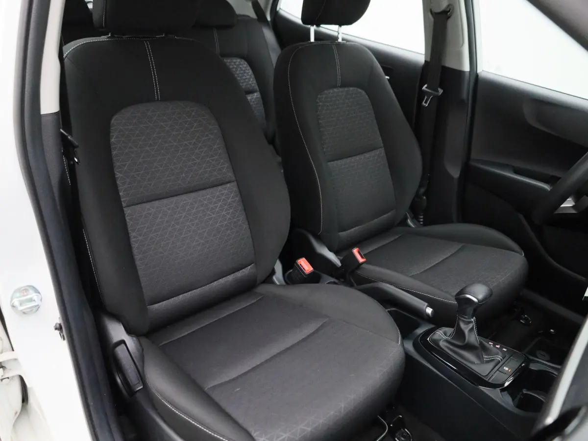 1.0 DPi ComfortLine | APPLE CARPLAY | AUTOMAAT | AIRCO | BT TELEFOON | 5 DEURS | CENTRALE DEUR VERGRENDLING | CRUISE CONTROL |