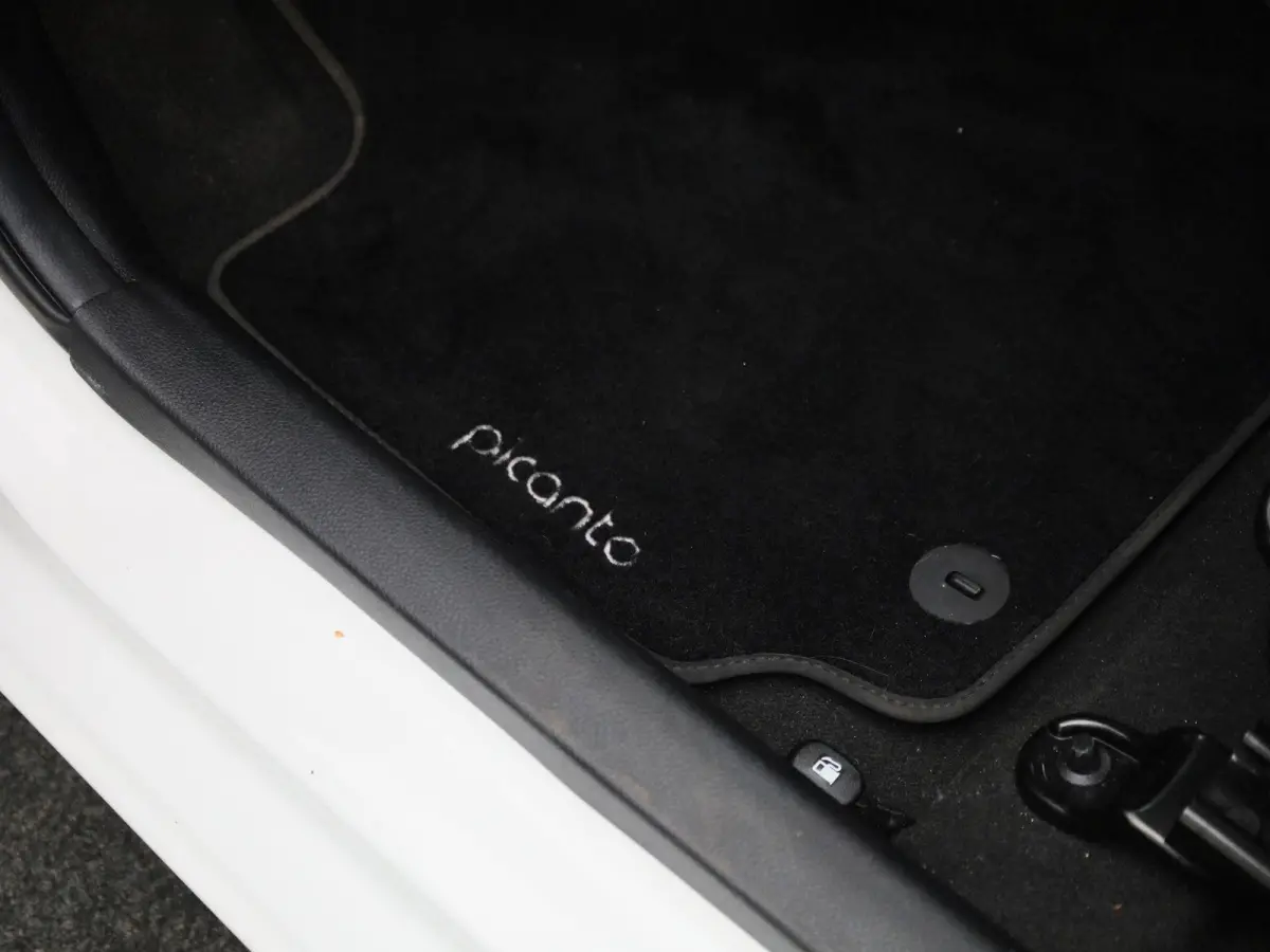 1.0 DPi ComfortLine | APPLE CARPLAY | AUTOMAAT | AIRCO | BT TELEFOON | 5 DEURS | CENTRALE DEUR VERGRENDLING | CRUISE CONTROL |