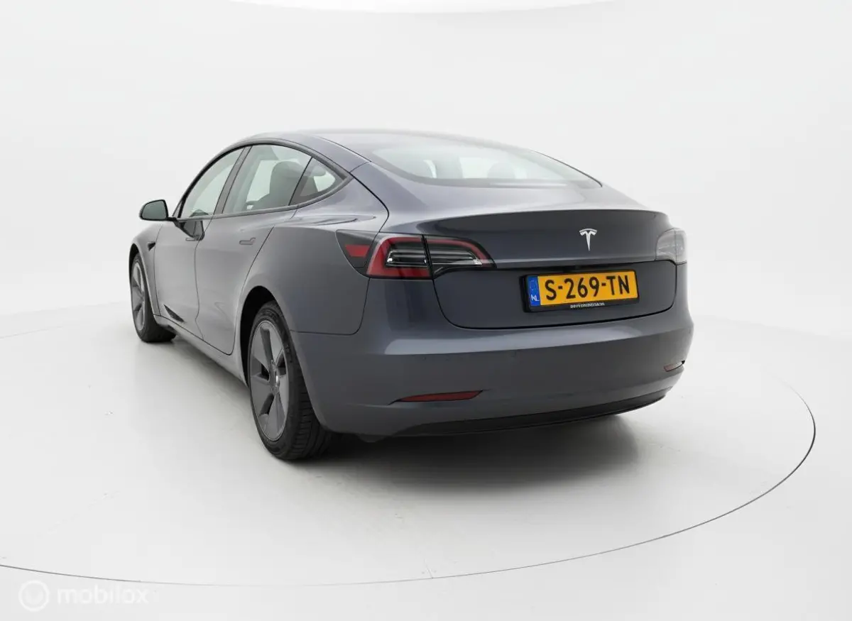 Standard RWD Plus - SOH 90% – 60 kWh – LFP – Autopilot - Incl. BTW
