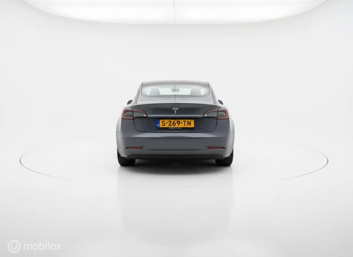 Standard RWD Plus - SOH 90% – 60 kWh – LFP – Autopilot - Incl. BTW