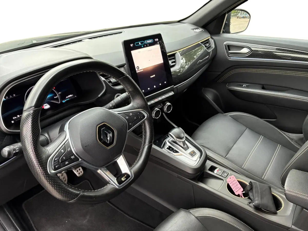 1.6 E-Tech Hybrid 145 R.S. Line | Carplay | Camera | Adaptive Cruise Control | Climate Control | Leder en Alcantara