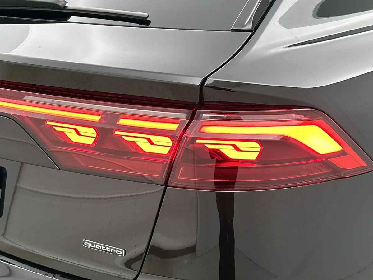 60 TFSI e quattro Pro Line S Competition 490 PK | S-line | 360 Camera | Panoramadak | Bang & Olufsen Advanced 3D | Climate Control | Navigatie | Trekhaak | Stoelverwarming voor en achter | L