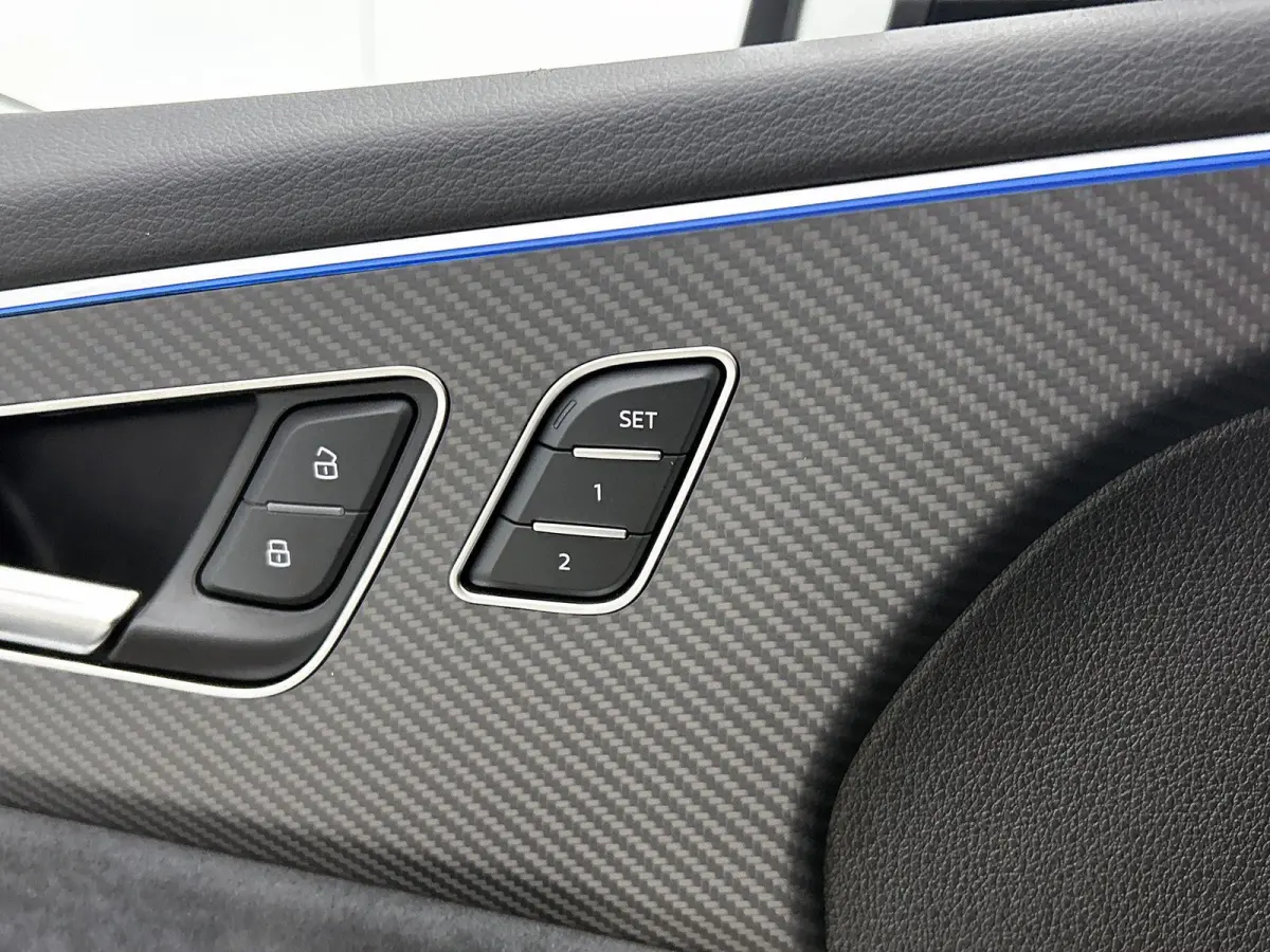 60 TFSI e quattro Pro Line S Competition 490 PK | S-line | 360 Camera | Panoramadak | Bang & Olufsen Advanced 3D | Climate Control | Navigatie | Trekhaak | Stoelverwarming voor en achter | L