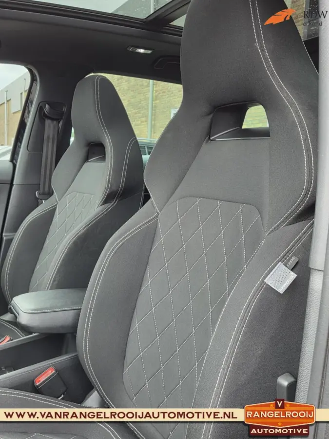 1.5 TSI ACT DSG Sportline, klaphaak, pano, canton, sportstoelen, zwarte hemel