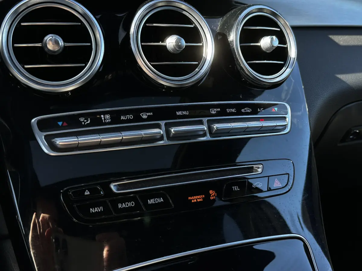 250 4MATIC Premium Plus AMG Schuifdak Burmester 360Cam Stoelverw.