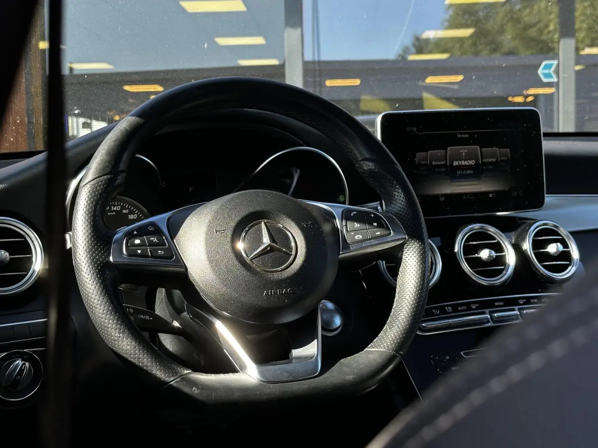250 4MATIC Premium Plus AMG Schuifdak Burmester 360Cam Stoelverw.