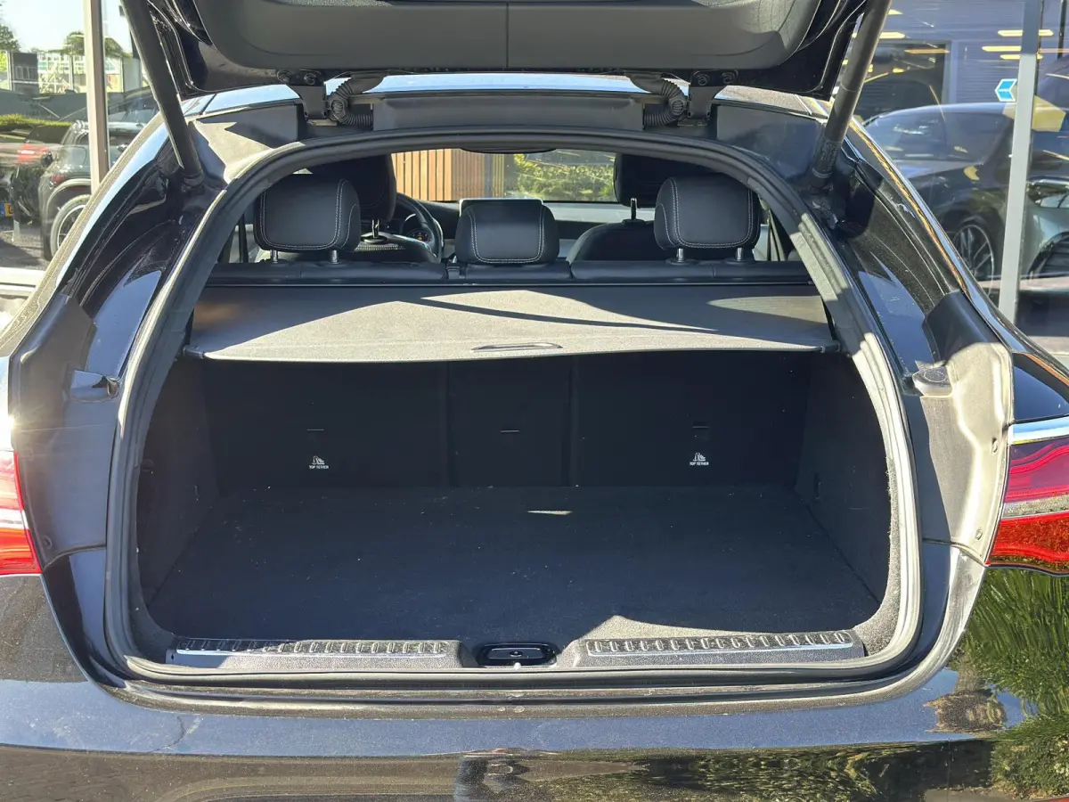 250 4MATIC Premium Plus AMG Schuifdak Burmester 360Cam Stoelverw.