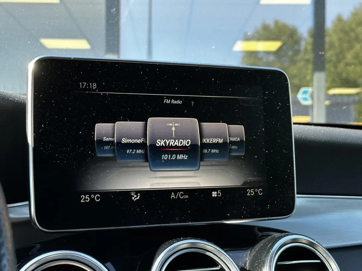 250 4MATIC Premium Plus AMG Schuifdak Burmester 360Cam Stoelverw.