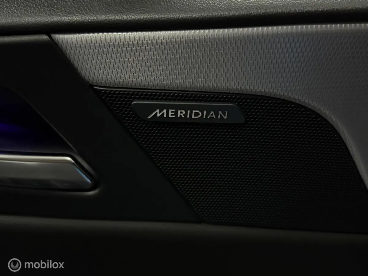P250 2.0T R-sport BOMVOL! Pano|Meridian|Carplay