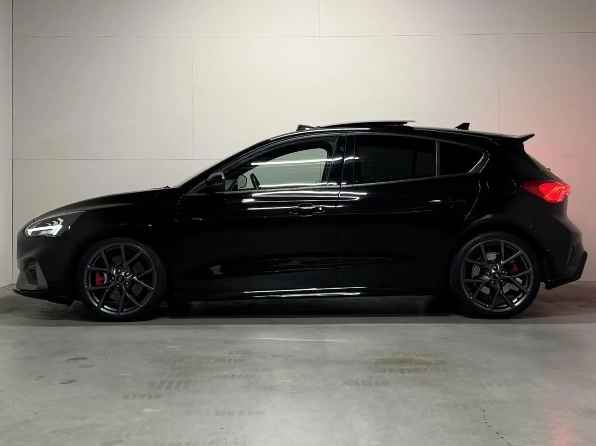 2.3 EcoBoost ST-3 Pano Camera Recaro Navi Stoelv