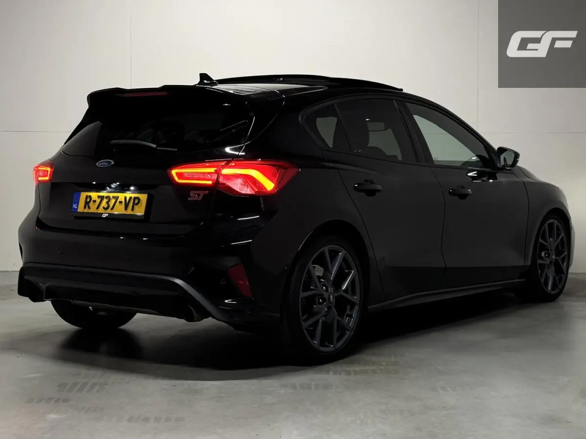 2.3 EcoBoost ST-3 Pano Camera Recaro Navi Stoelv
