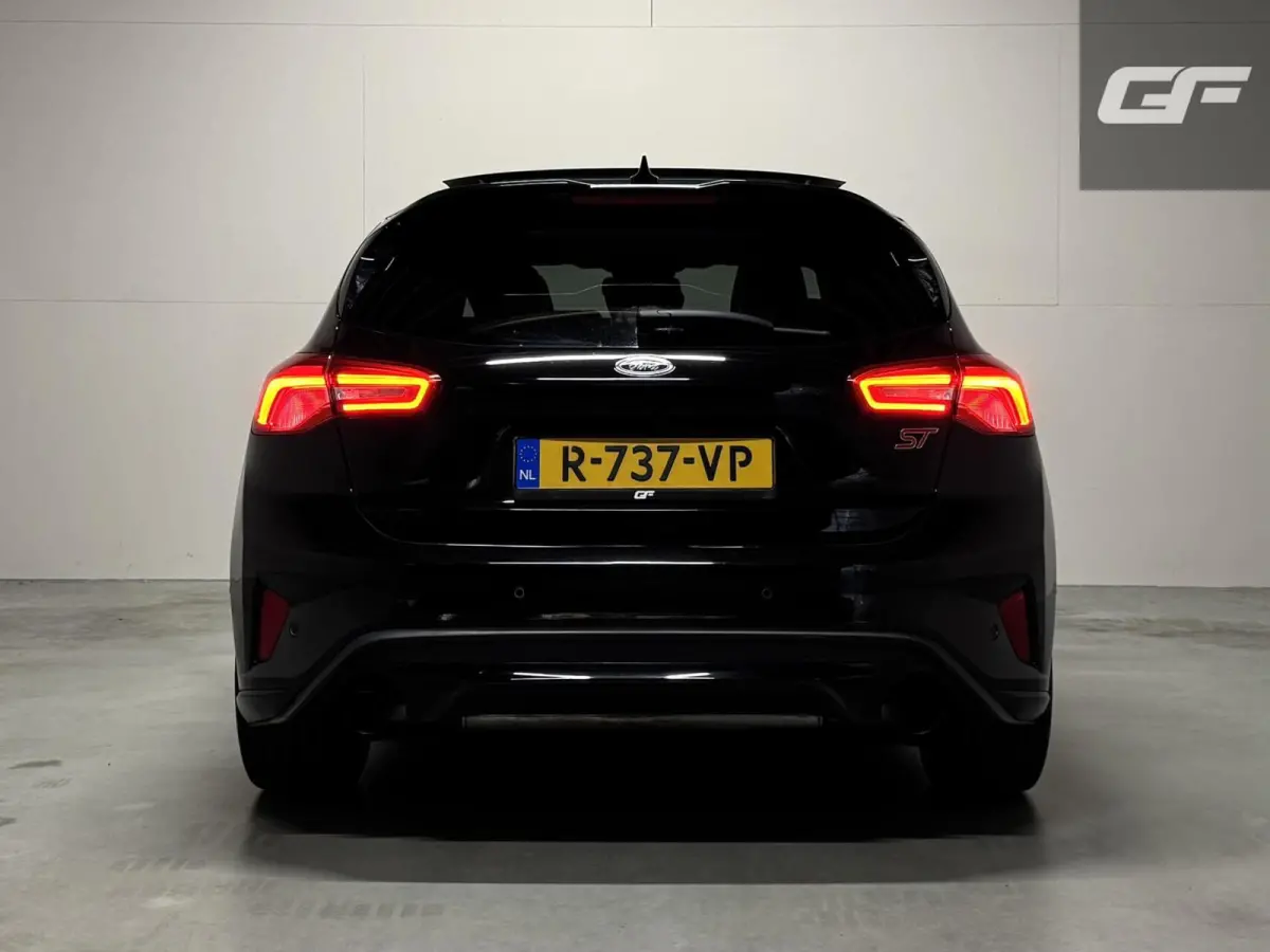 2.3 EcoBoost ST-3 Pano Camera Recaro Navi Stoelv