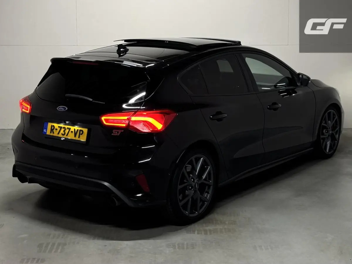 2.3 EcoBoost ST-3 Pano Camera Recaro Navi Stoelv