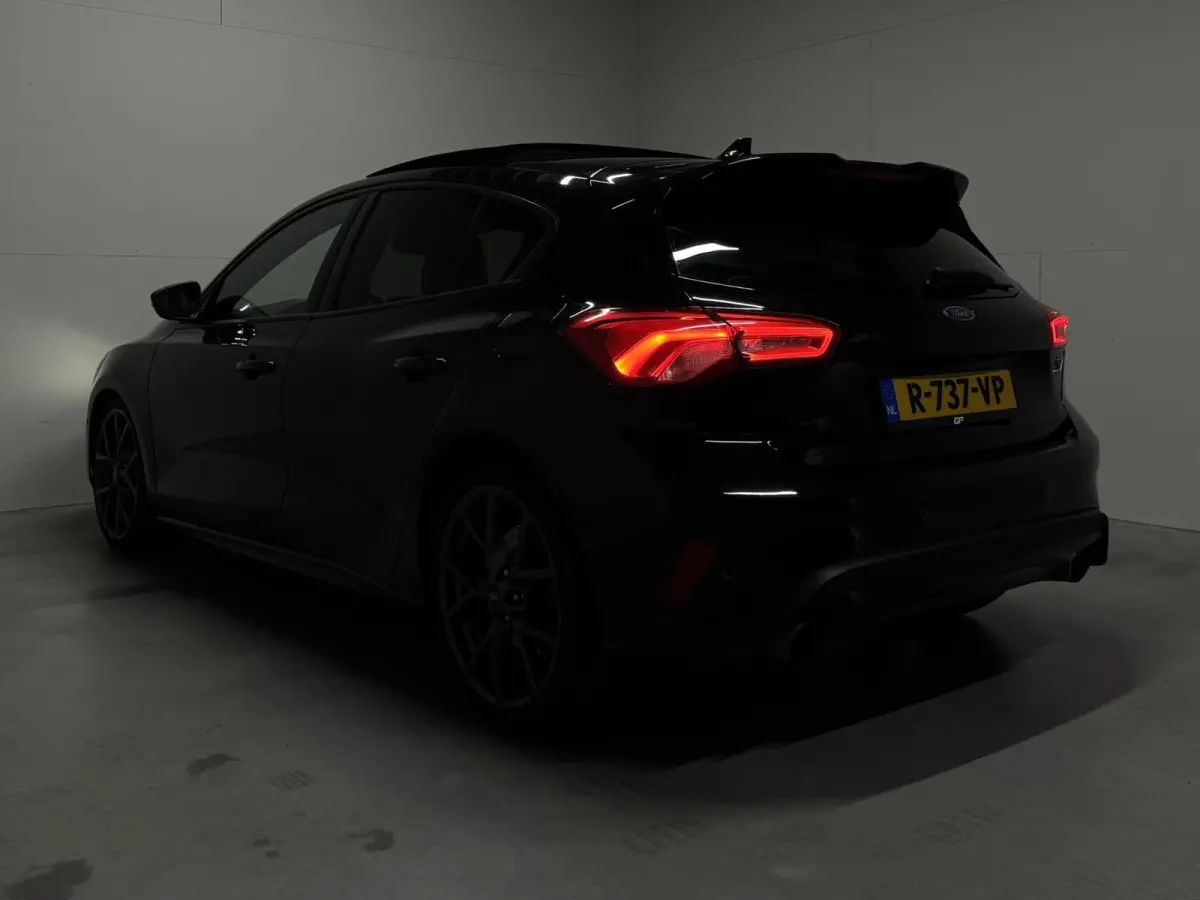 2.3 EcoBoost ST-3 Pano Camera Recaro Navi Stoelv